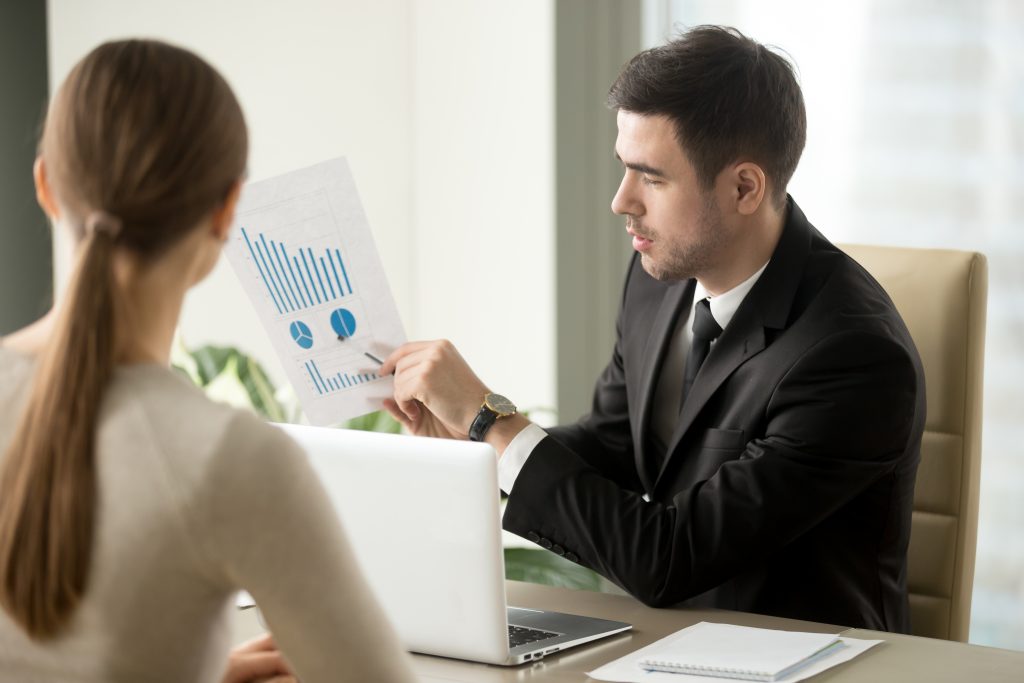 Perbedaan Sales dan Marketing