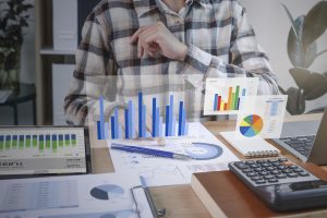 Kinerja Keuangan Perusahaan : Indikator dan Analisisnya