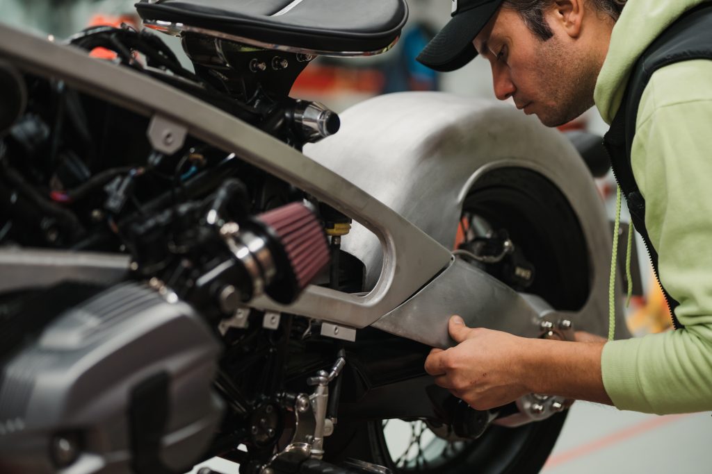 Strategi Bengkel Motor