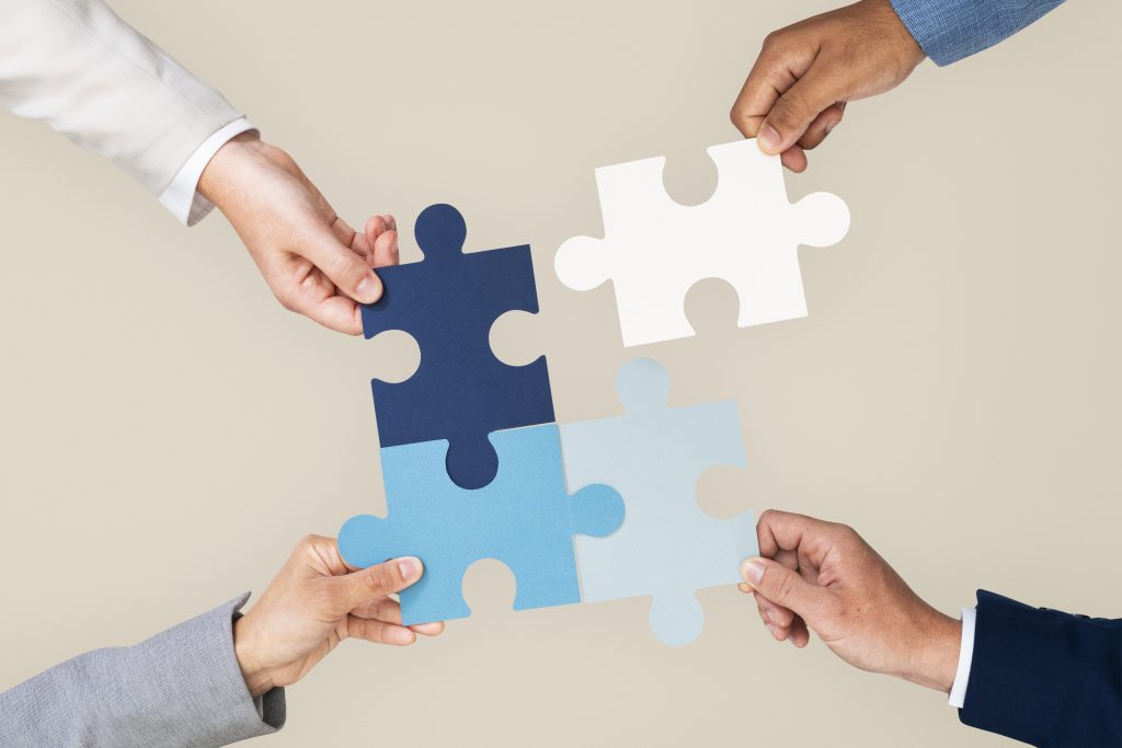 perbedaan akuisisi dan merger