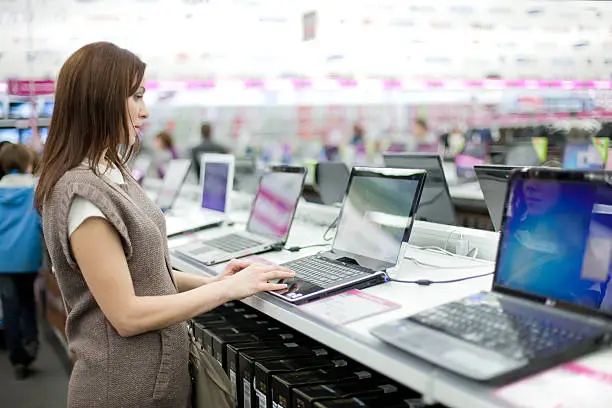 manfaat software kasir toko komputer