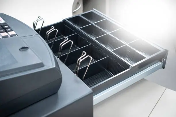 cash drawer adalah