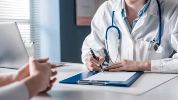 Aplikasi Kasir Klinik Kesehatan Terbaik