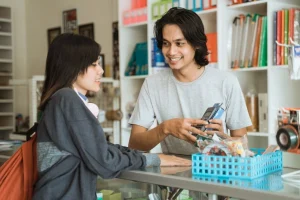 Cara UMKM Memenangkan Hati Konsumen di Tengah Persaingan
