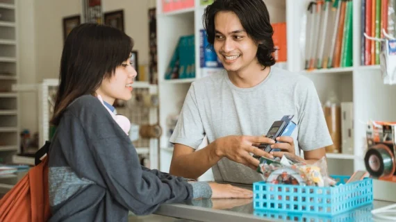 Cara UMKM Memenangkan Hati Konsumen di Tengah Persaingan