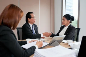 Usaha Formal dan Informal, Mana yang Lebih Menguntungkan?