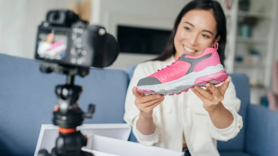 Cara Memulai dan Mengelola Toko Sepatu Online