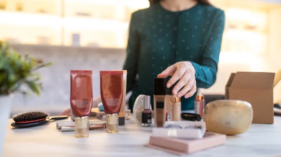 Strategi Mengembangkan Toko Skincare Supaya Laris Manis