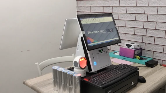 Komputer Kasir Touchscreen Jadi Solusi Operasional Lebih Efisien