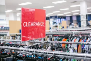 clearance sale adalah