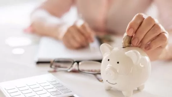 Perbedaan Menabung dan Investasi yang Perlu Anda Tahu