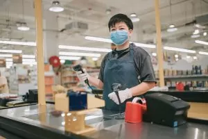 Mengenal Berbagai Tugas dan Cara Menjadi Kasir yang Baik
