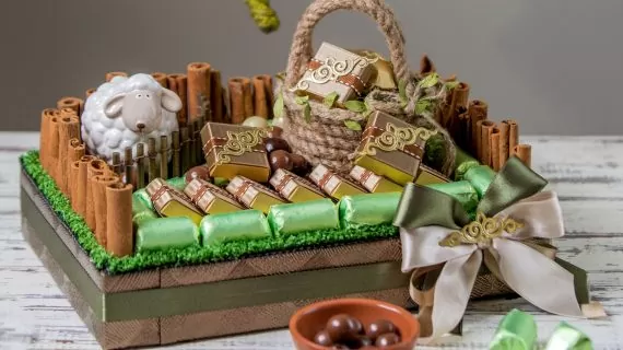 Tips Jualan Parcel Lebaran, Dijamin Panen Cuan!
